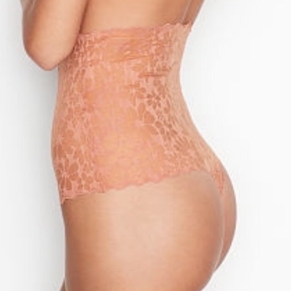 Victoria's Secret High Waist Thong Daisy Lace NWT! medium - Picture 2 of 6